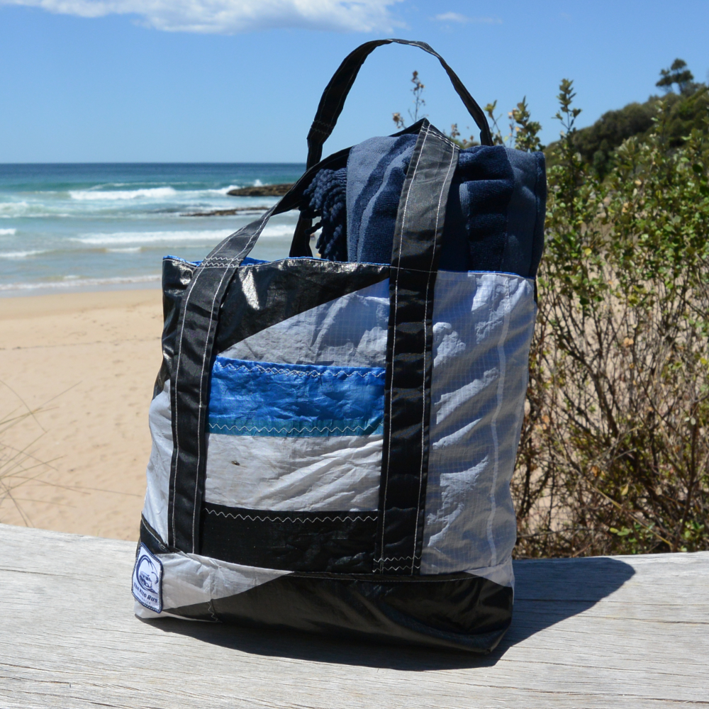 Tote bag 12